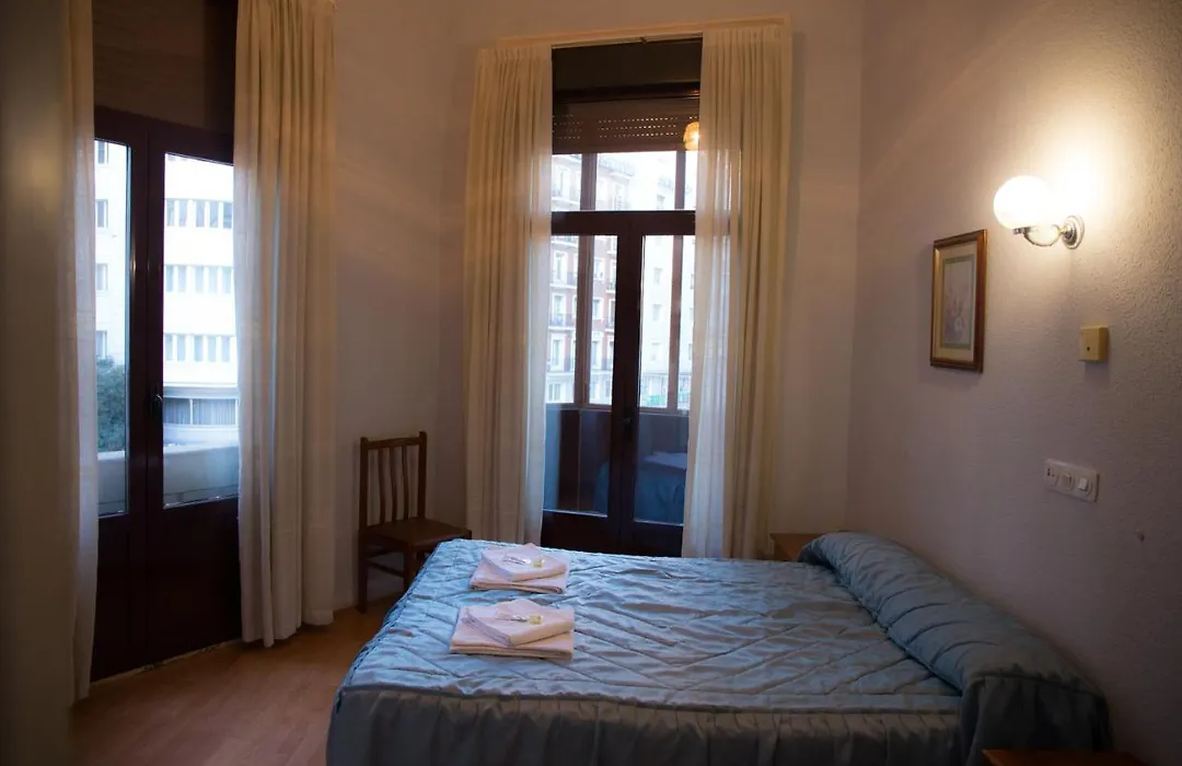 Hostal Lamalonga-1